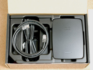 Linksys RE2000 unboxing