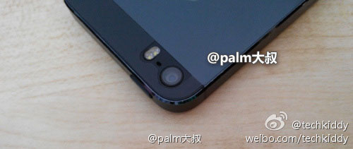 Rumoured iPhone 5S camera close-up