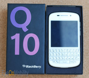 BlackBerry Q10 unboxing