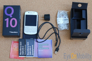 BlackBerry Q10 box contents