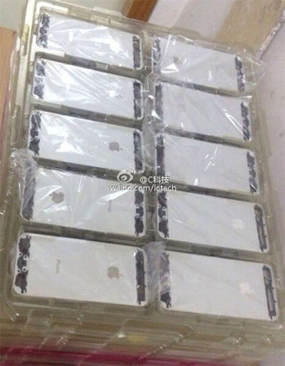 iPhone 5S casings stacked