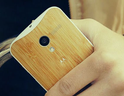 Motorola Moto X wood finish