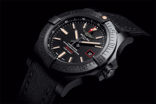 Breitling Avenger Blackbird 44