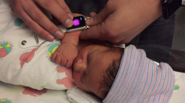 Apple Watch sends newborn heartbeat
